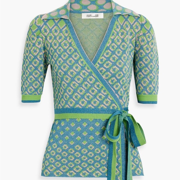 Diane Von Fursternberg gorgeous top! 🦋 - Picture 1 of 4